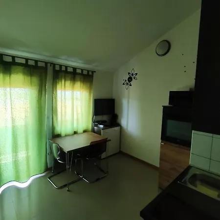 Panorama Sunset Apartman *