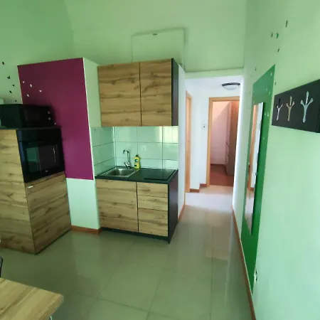 Panorama Sunset Apartment Cres