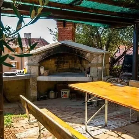 Panorama Sunset Apartment Cres